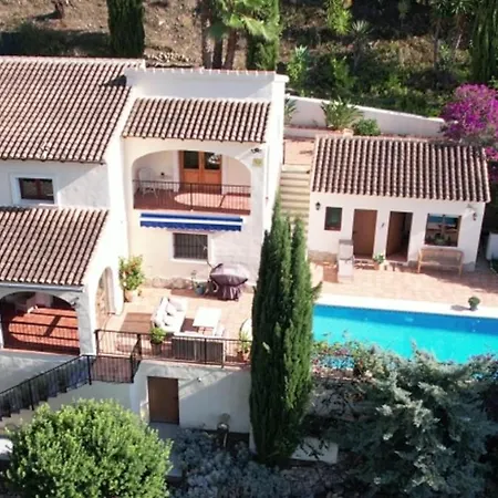 Bed & Breakfast Casa Romero Lliber